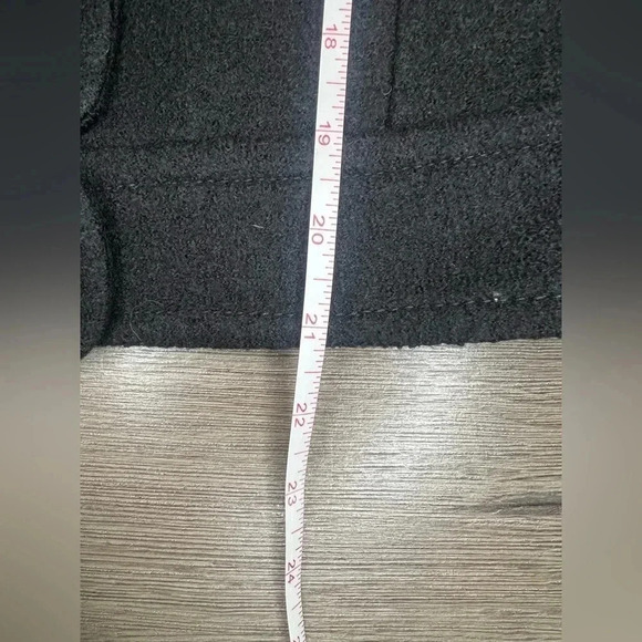 Loft wool blazer color black with Jewel accents size 2 woman’s - Picture 7 of 8